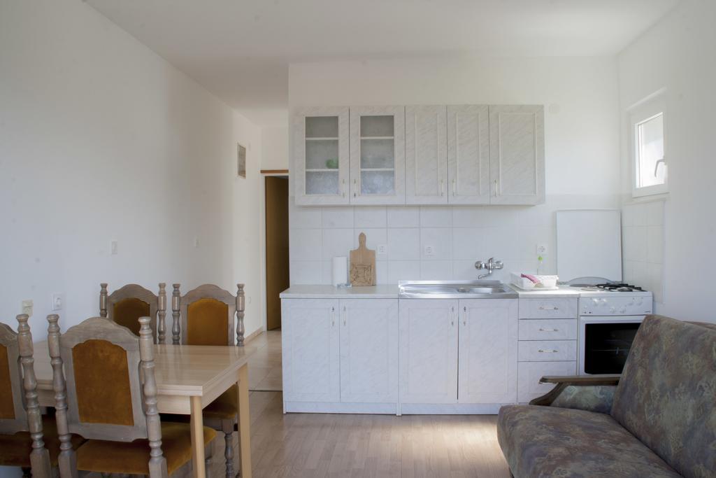 House Baglija Apartman Lumbarda Szoba fotó